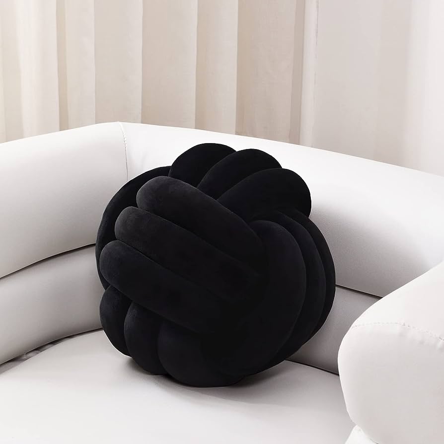 Hand Knot Cotton Pillow